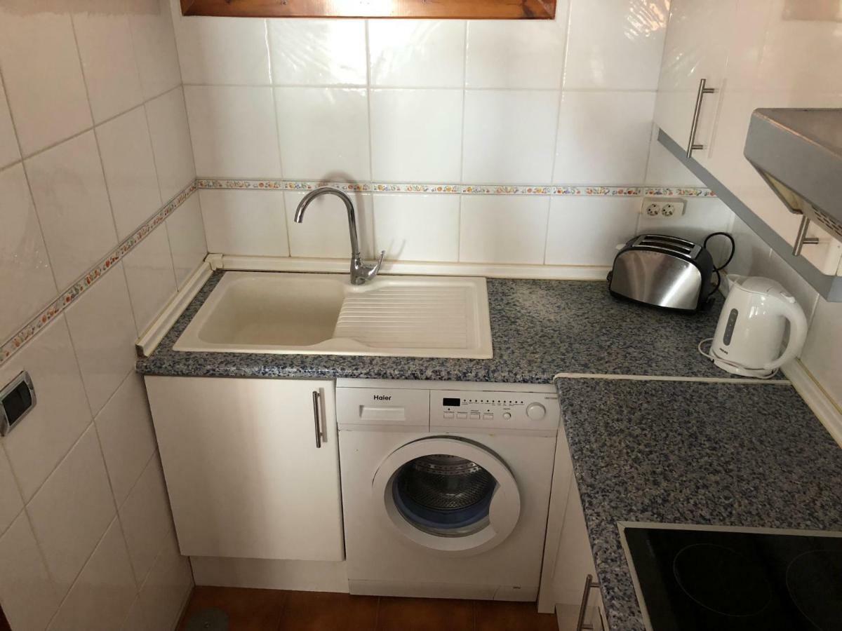 Beachfront Apartment Arona  Bagian luar foto