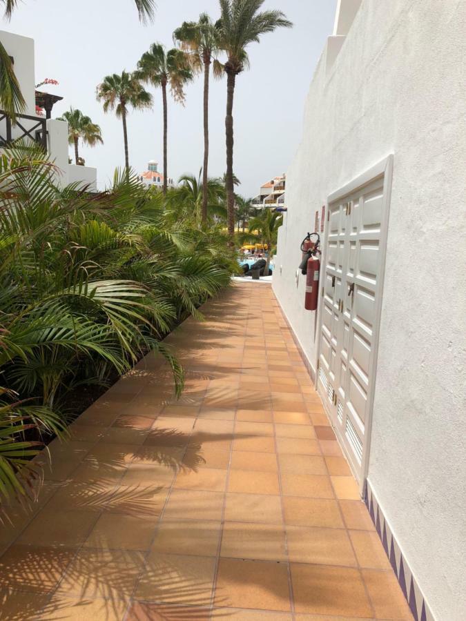 Beachfront Apartment Arona  Bagian luar foto